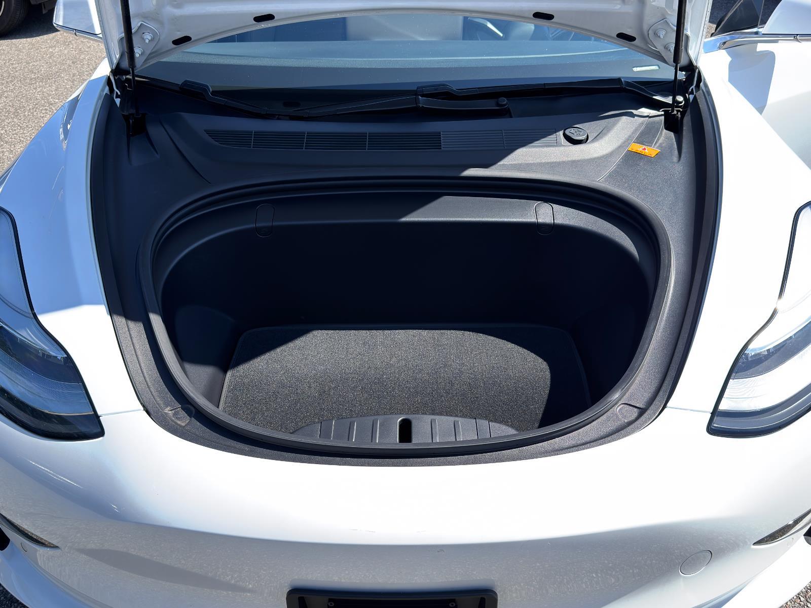 2018 Tesla Model 3 Long Range photo 24