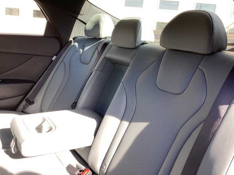2025 Hyundai Elantra Hybrid Limited photo 19