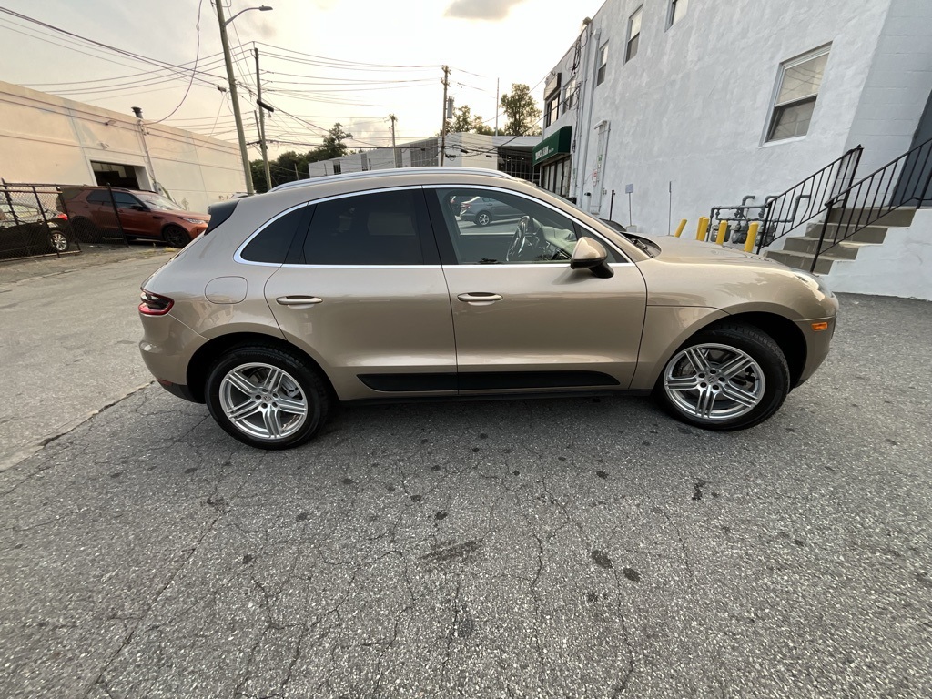 2017 Porsche Macan S photo 8