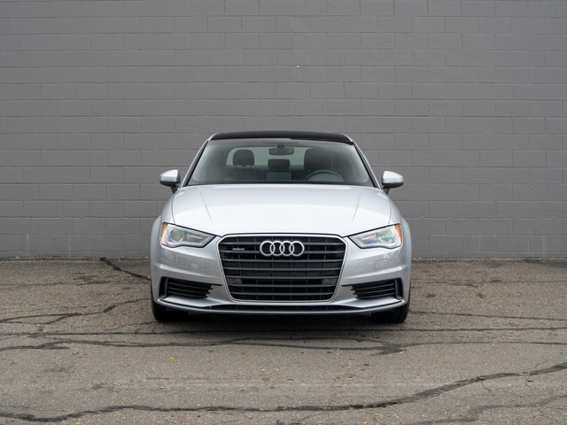 2016 Audi A3 2.0T Premium Plus photo 8