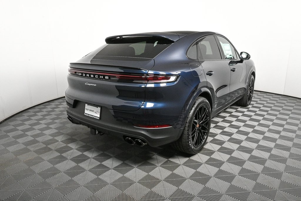 2026 Porsche Cayenne Coupe photo 27
