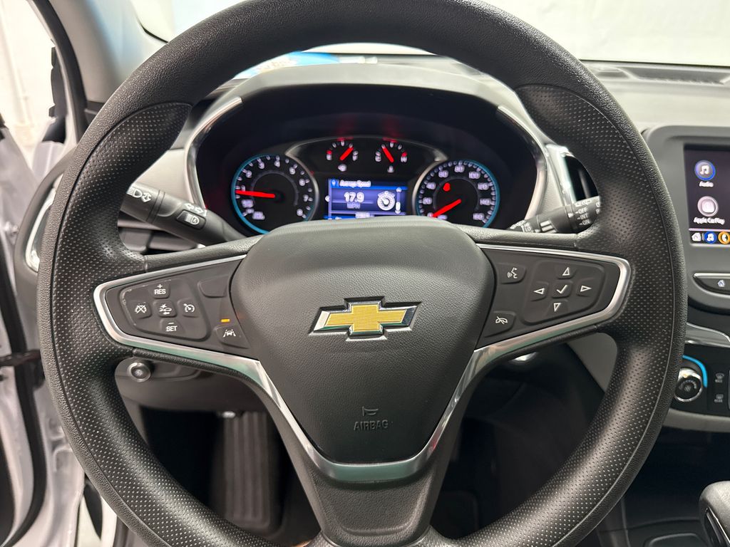 2023 Chevrolet Equinox LS photo 15
