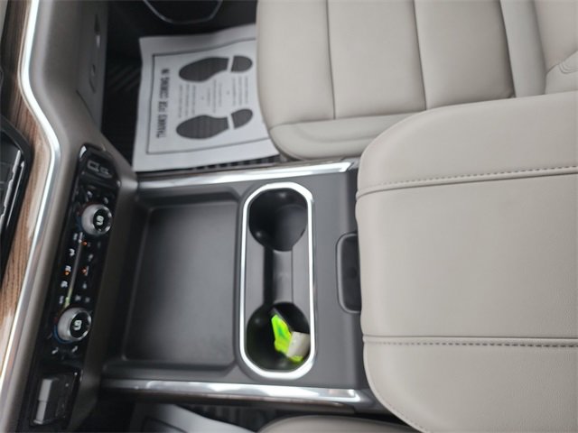 2025 Chevrolet Silverado 2500HD LT photo 25