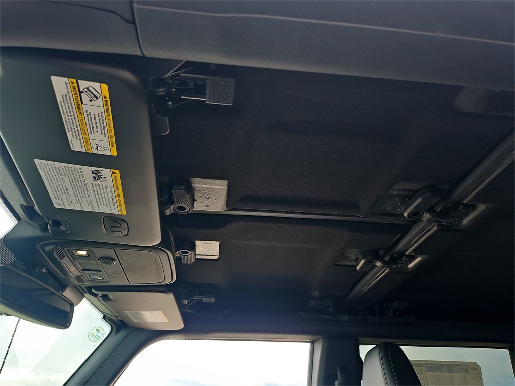 2025 Ford Bronco Outer Banks photo 46