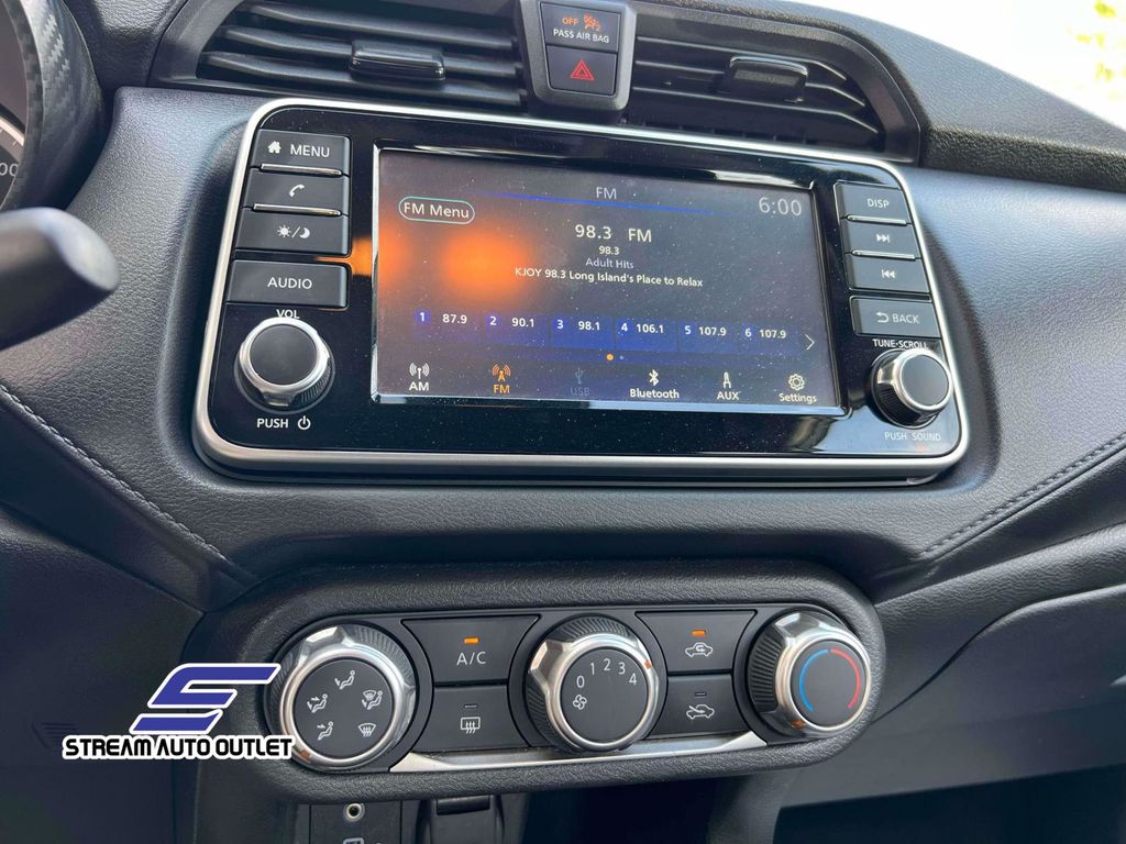 2025 Nissan Versa 1.6 S photo 24