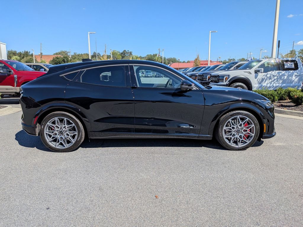 2025 Ford Mustang Mach-E GT photo 3