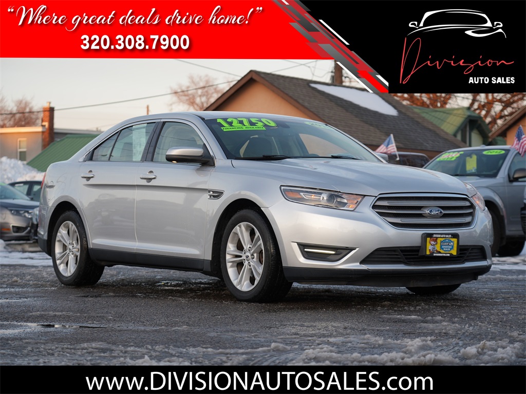 2016 Ford Taurus SEL's photo