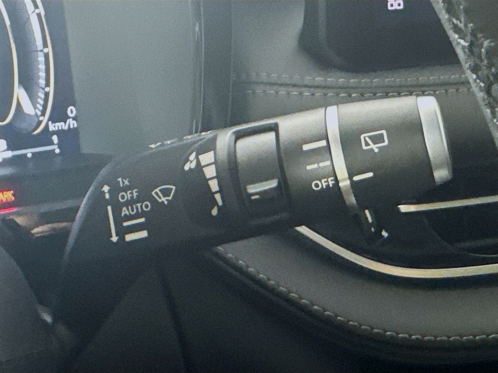 2026 Infiniti QX60 Luxe photo 11