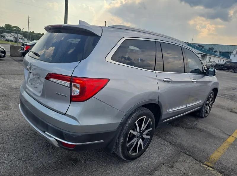2019 Honda Pilot Touring photo 4