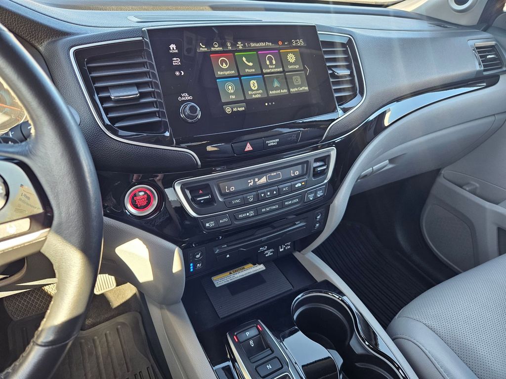 2021 Honda Pilot Elite photo 16
