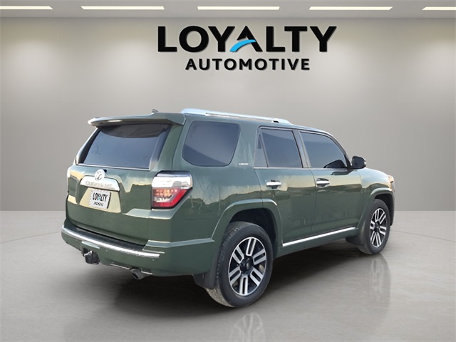 2022 Toyota 4Runner Limited photo 4