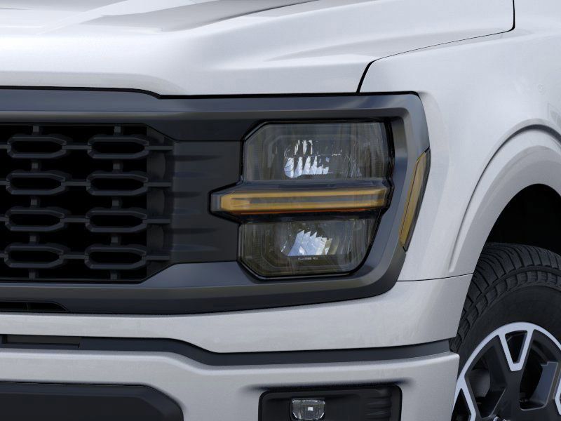 2025 FORD F-150 - Image 18