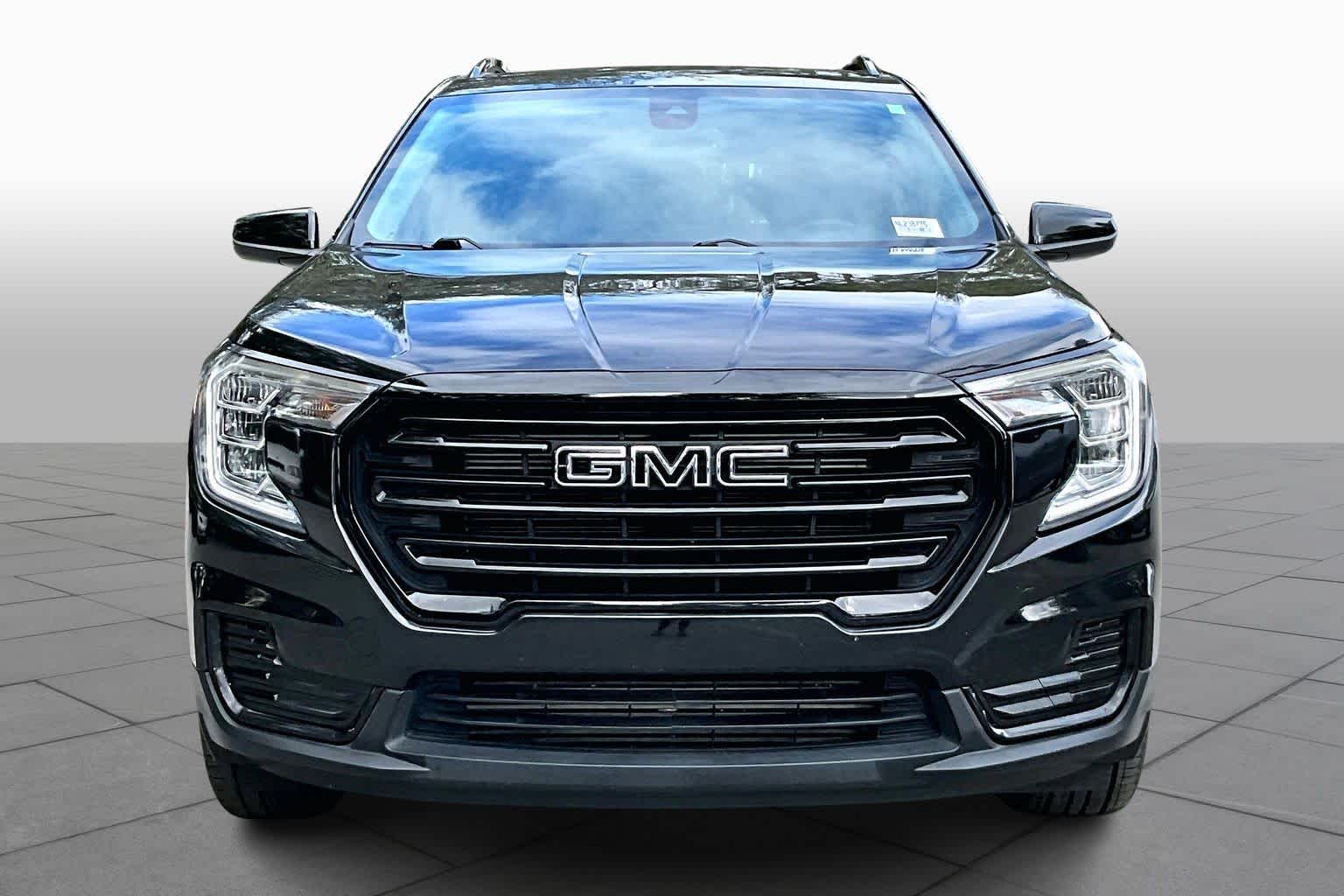 2022 Gmc Terrain SLE photo 3