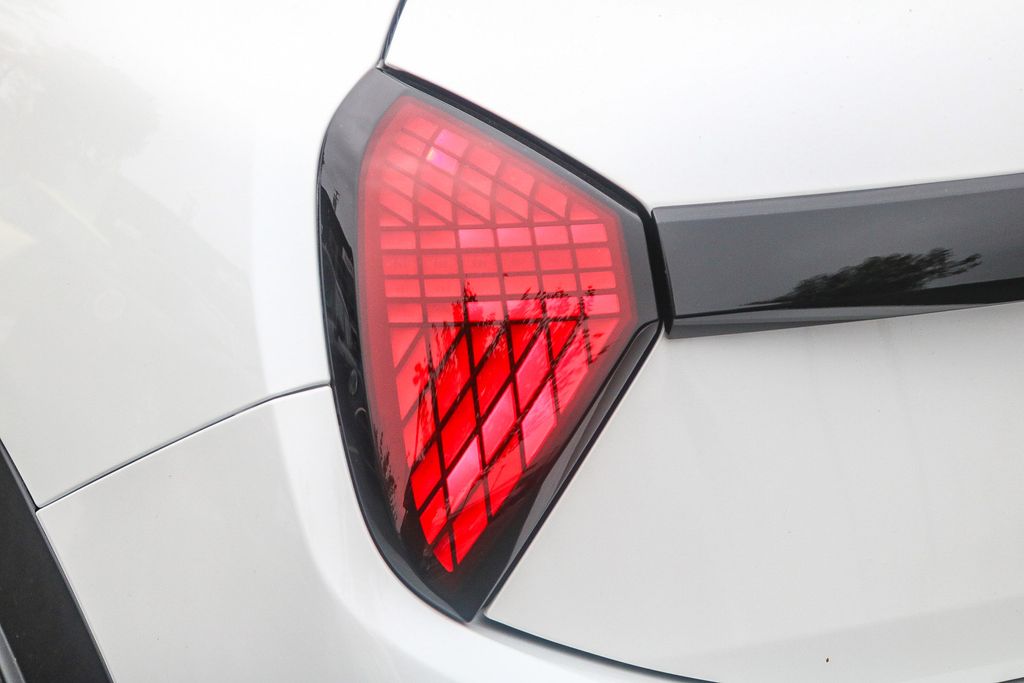 2026 Mini Cooper 4 Door Hardtop S Iconic photo 4