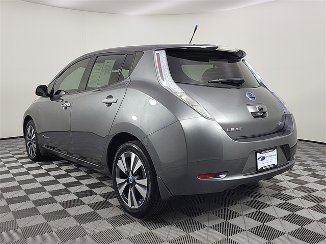 2014 Nissan Leaf SL photo 3