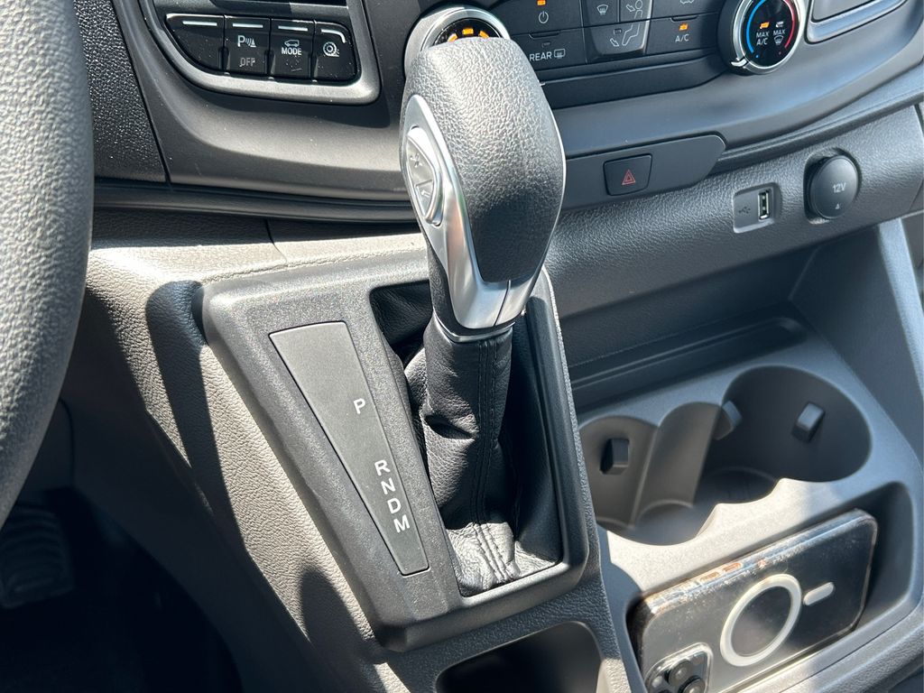 2025 Ford Transit photo 31