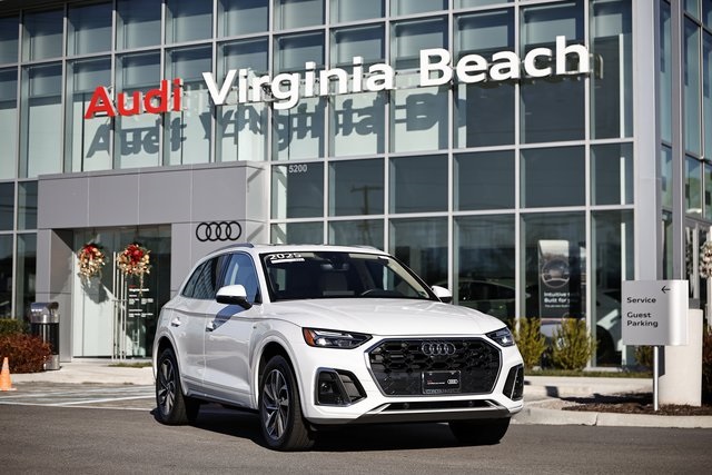 2025 Audi Q5 Premium Plus's photo