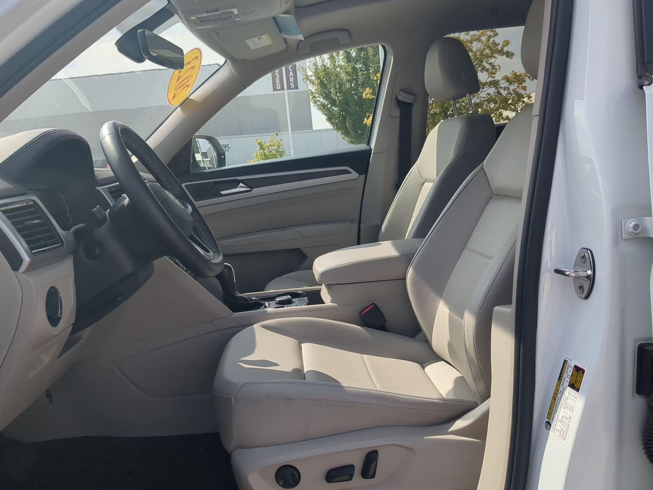 2023 Volkswagen Atlas V6 SE Technology photo 17