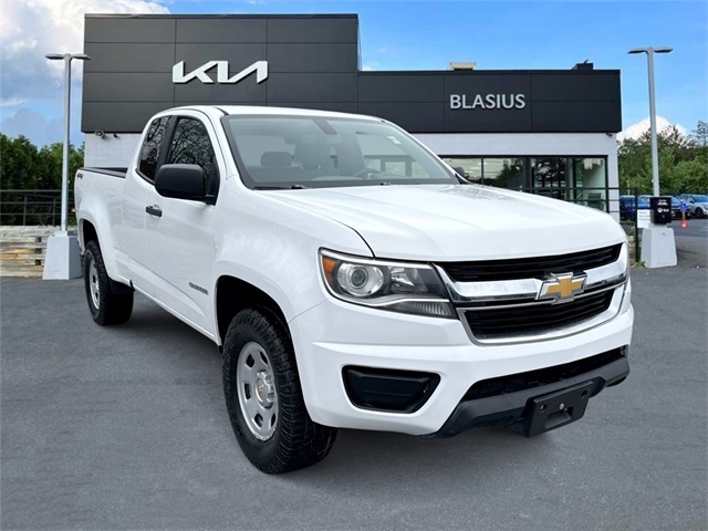 2016 Chevrolet Colorado Work Truck photo 2