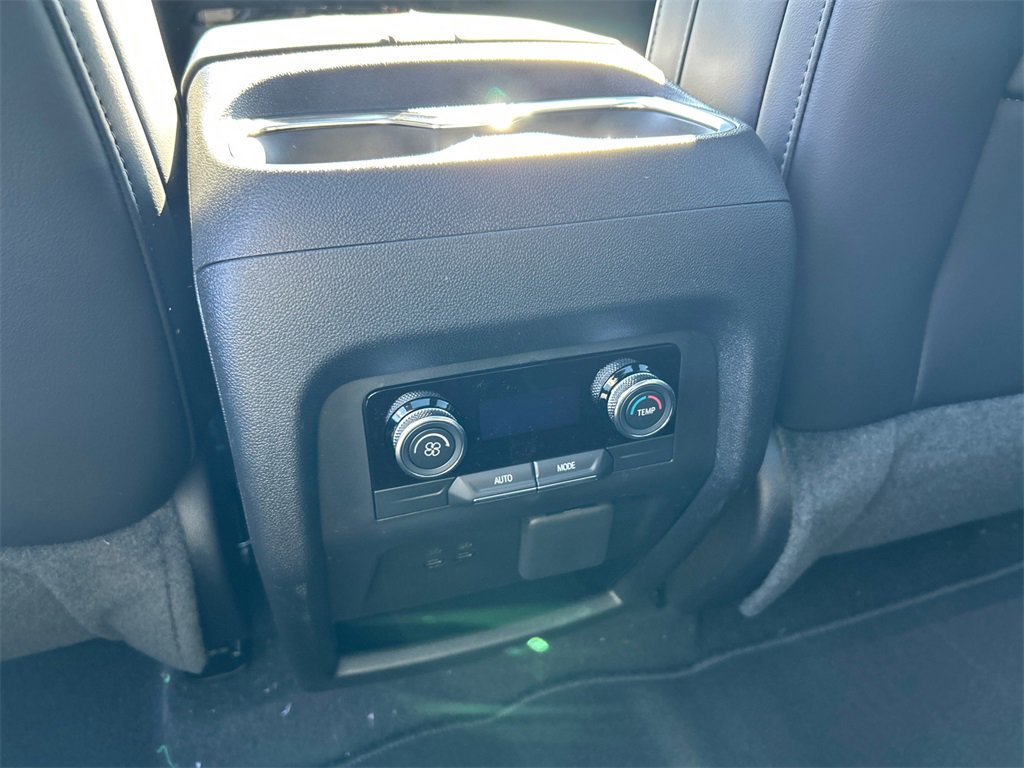 2026 Buick Enclave Preferred photo 28