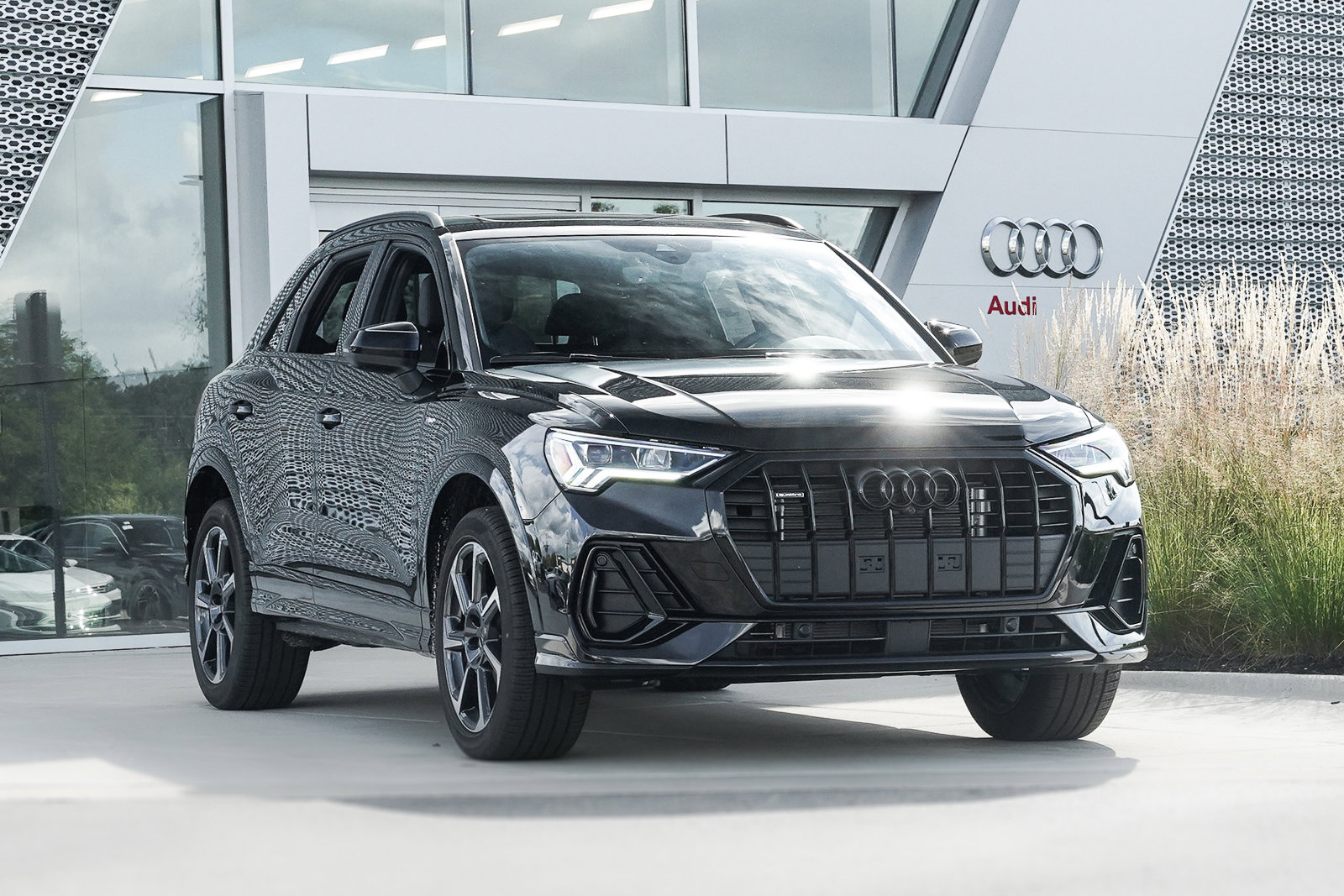 2025 Audi Q3 S Line Premium Plus's photo