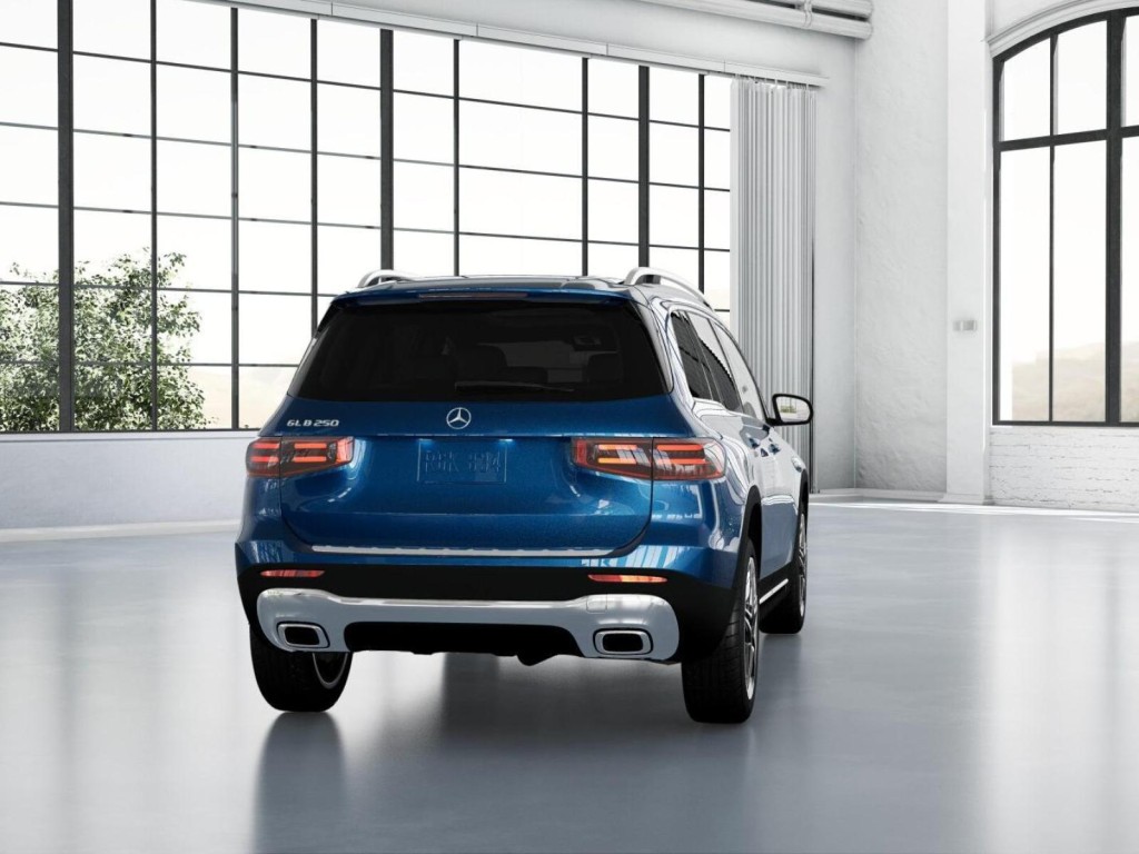 2026 Mercedes Benz GLB 250 photo 23