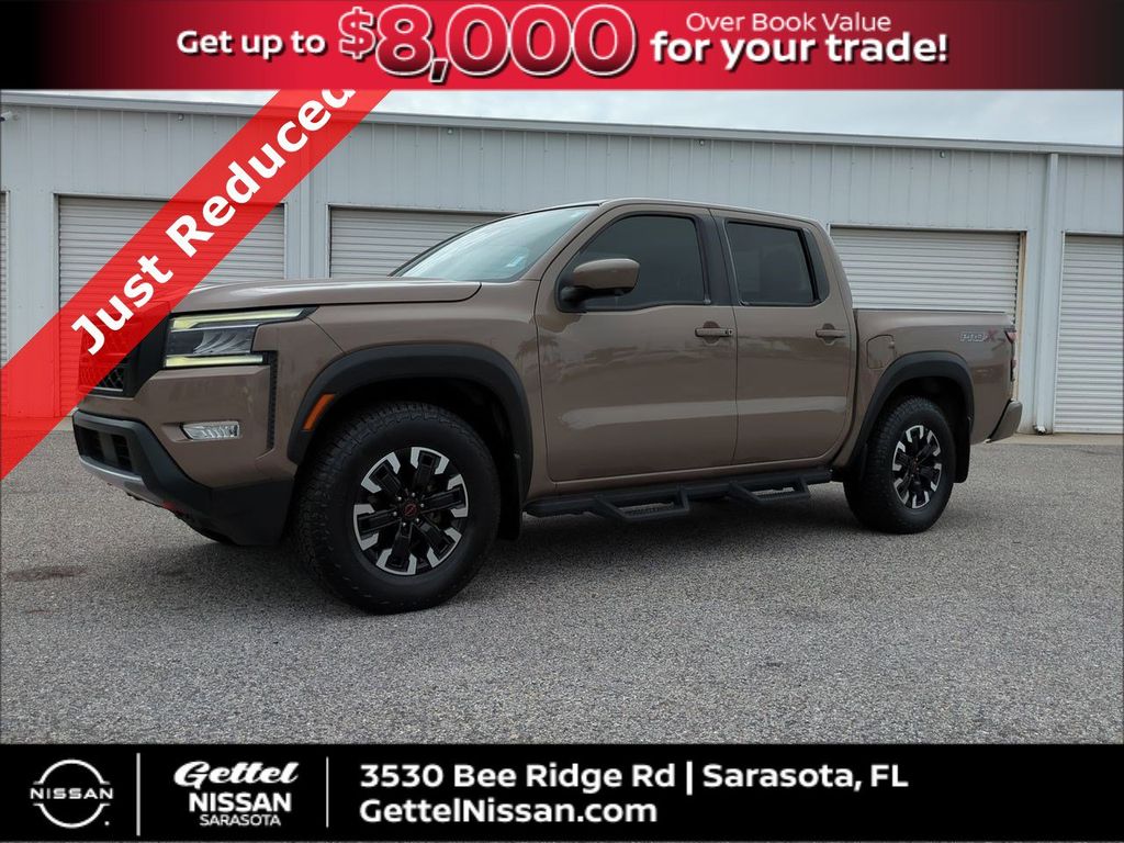 2023 Nissan Frontier PRO-X's photo