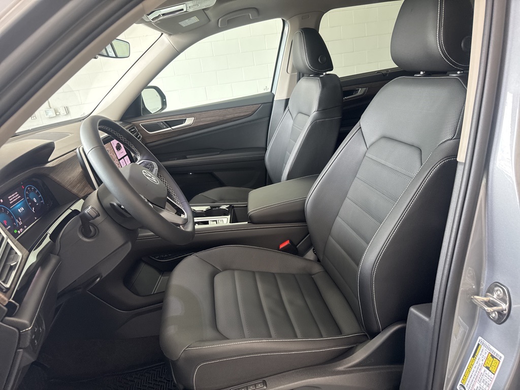 2026 Volkswagen Atlas SEL photo 10
