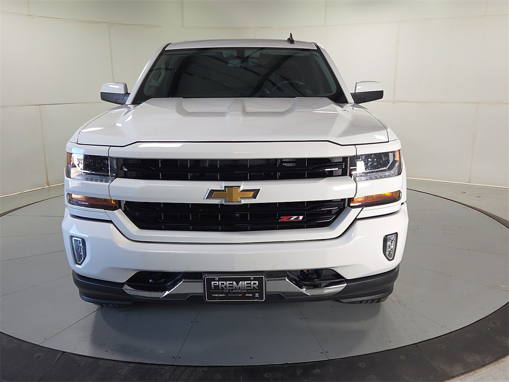 2018 Chevrolet Silverado 1500 LT photo 3