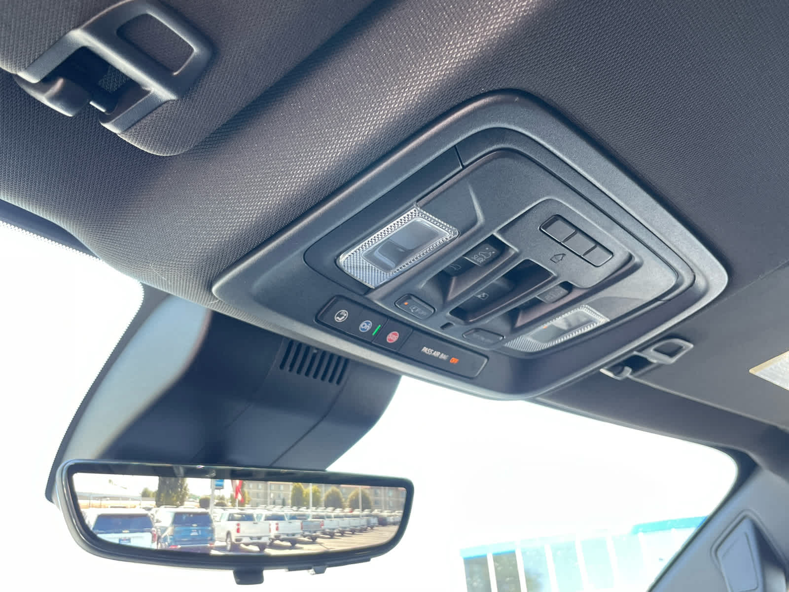2025 Chevrolet Silverado 2500HD ZR2 photo 31