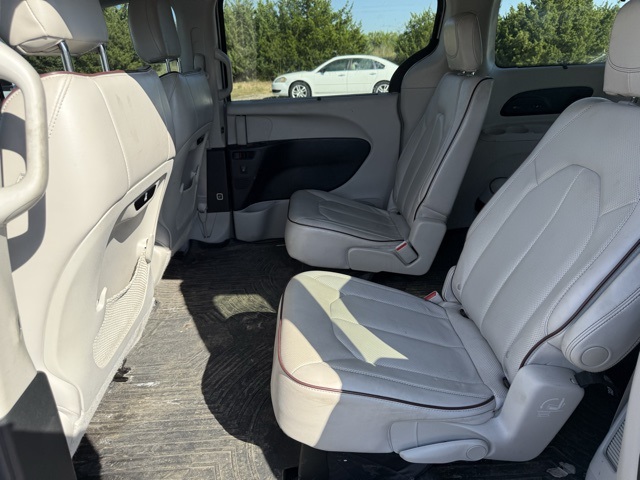 2018 Chrysler Pacifica Limited photo 8