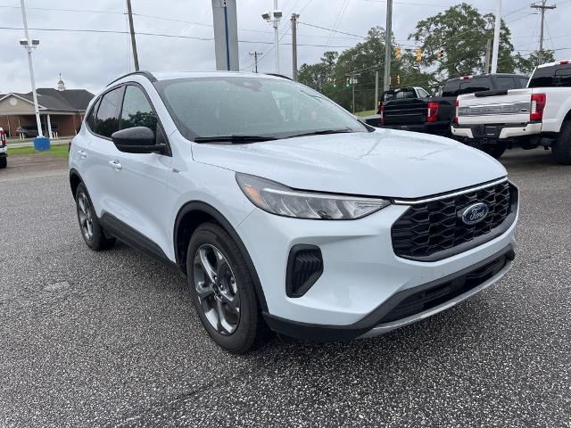 2025 Ford Escape ST-Line photo 3