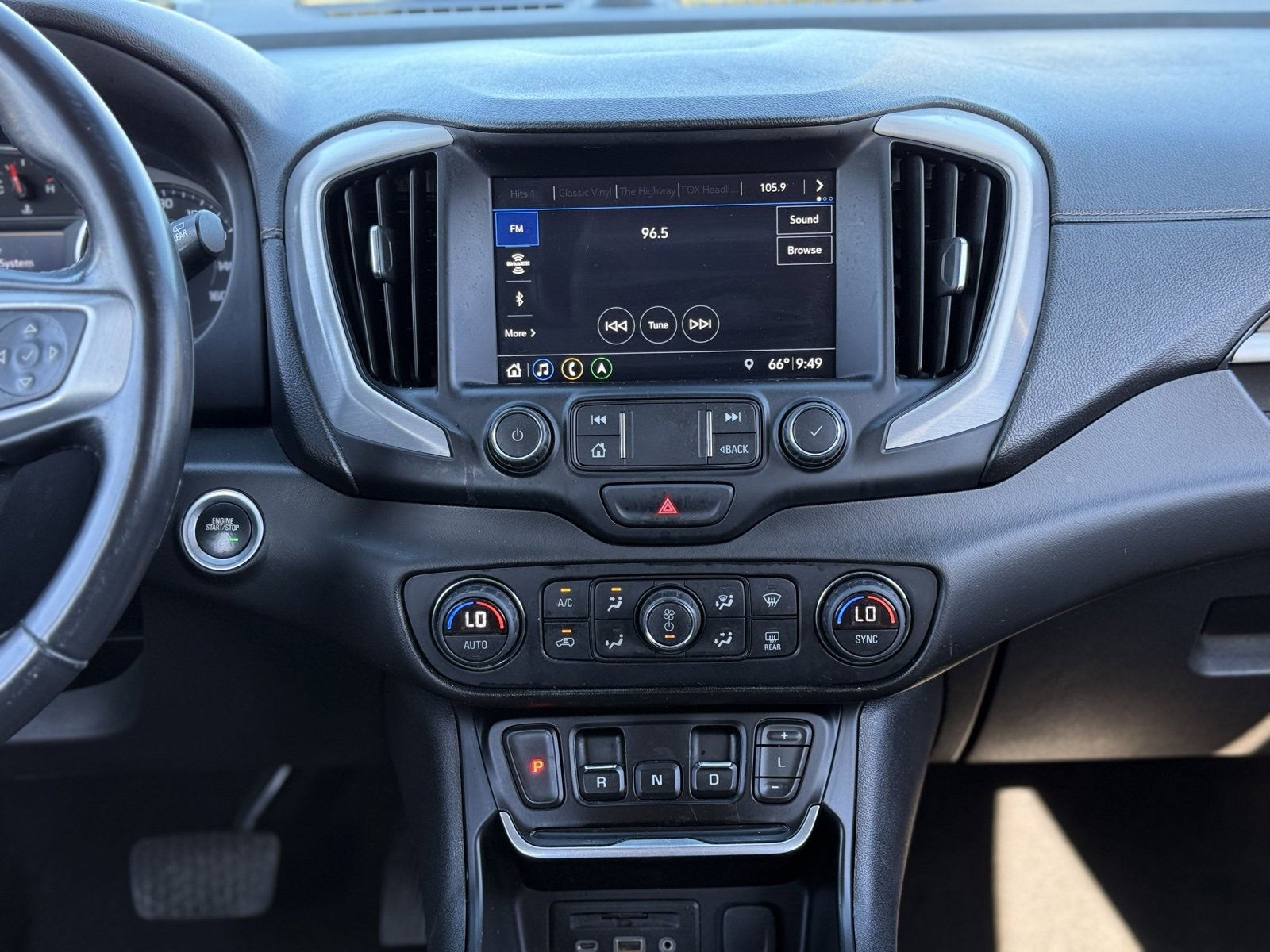 2020 Gmc Terrain SLE photo 16
