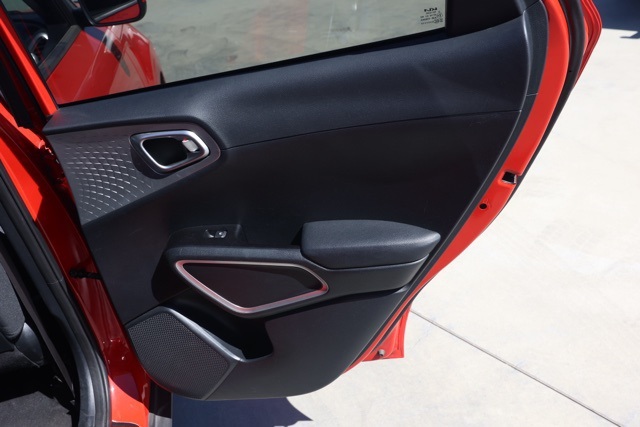2023 Kia Soul LX photo 17