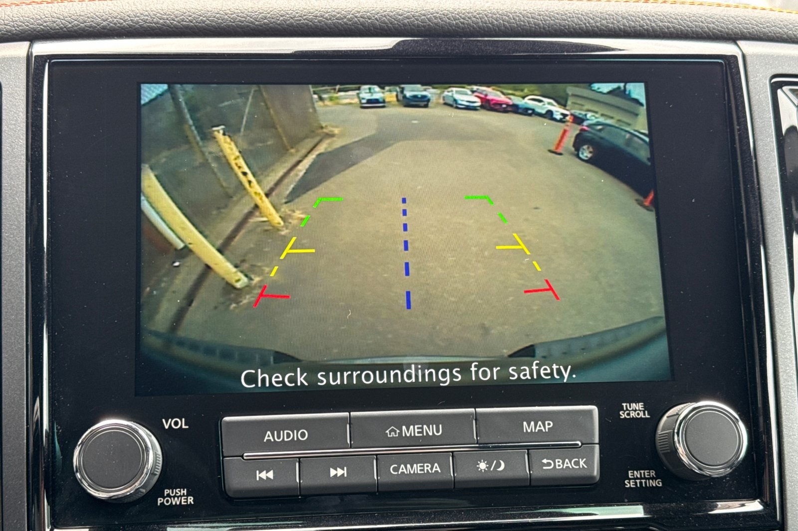 2023 Nissan Titan PRO-4X photo 18