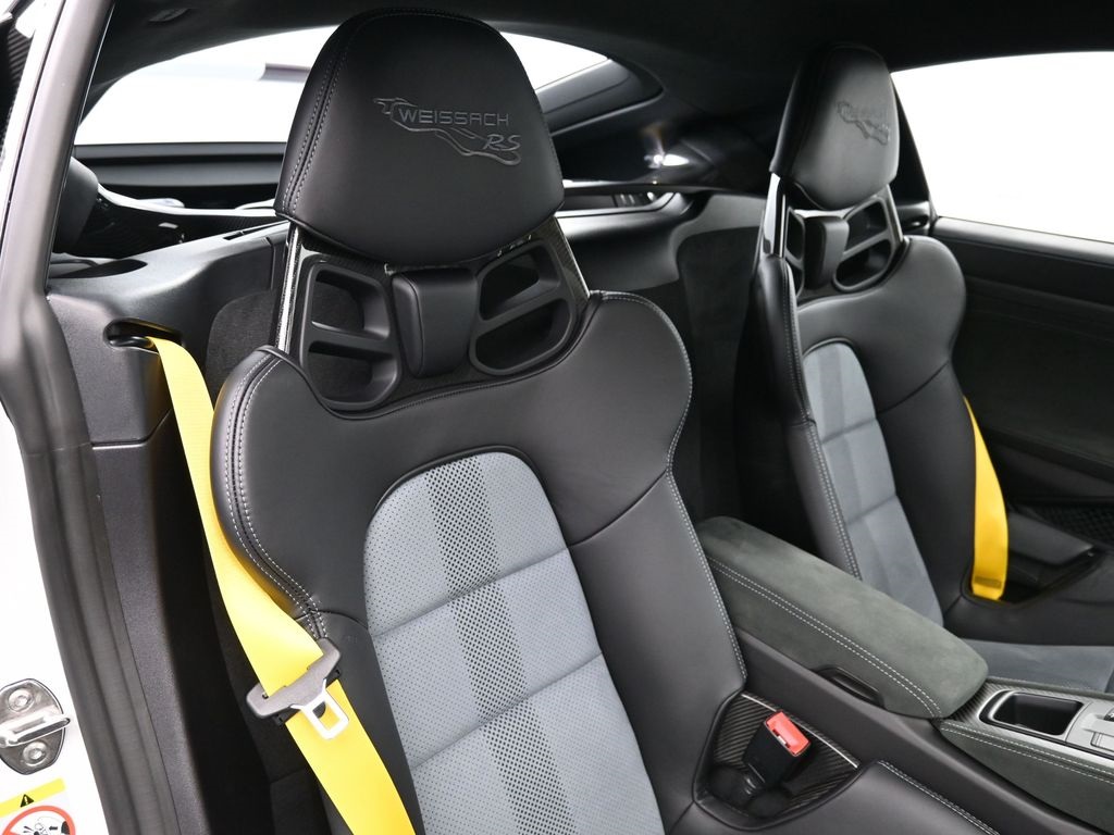 2024 Porsche Cayman GT4 RS photo 10