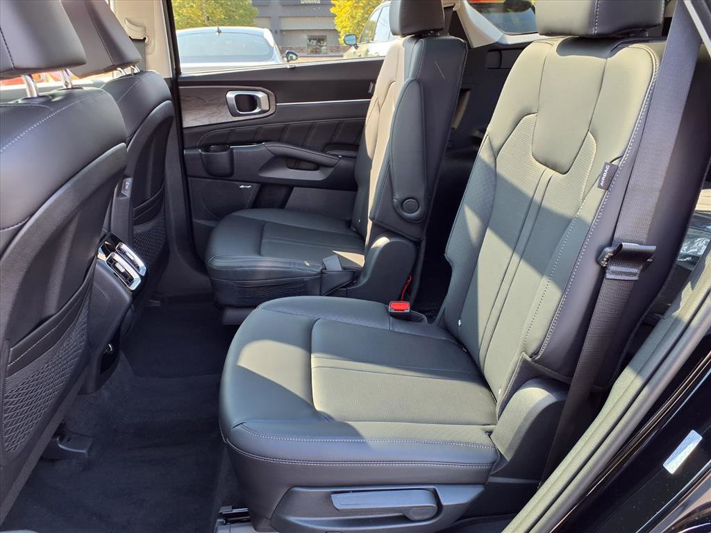 2026 Kia Sorento X-Line SX photo 5