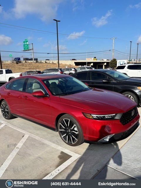 2024 Honda Accord Hybrid Touring's photo