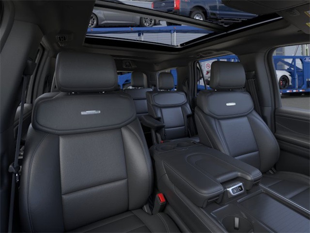 2025 Ford Expedition Platinum photo 8