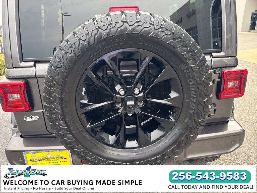 2021 Jeep Wrangler Unlimited Sahara High Altitude photo 15