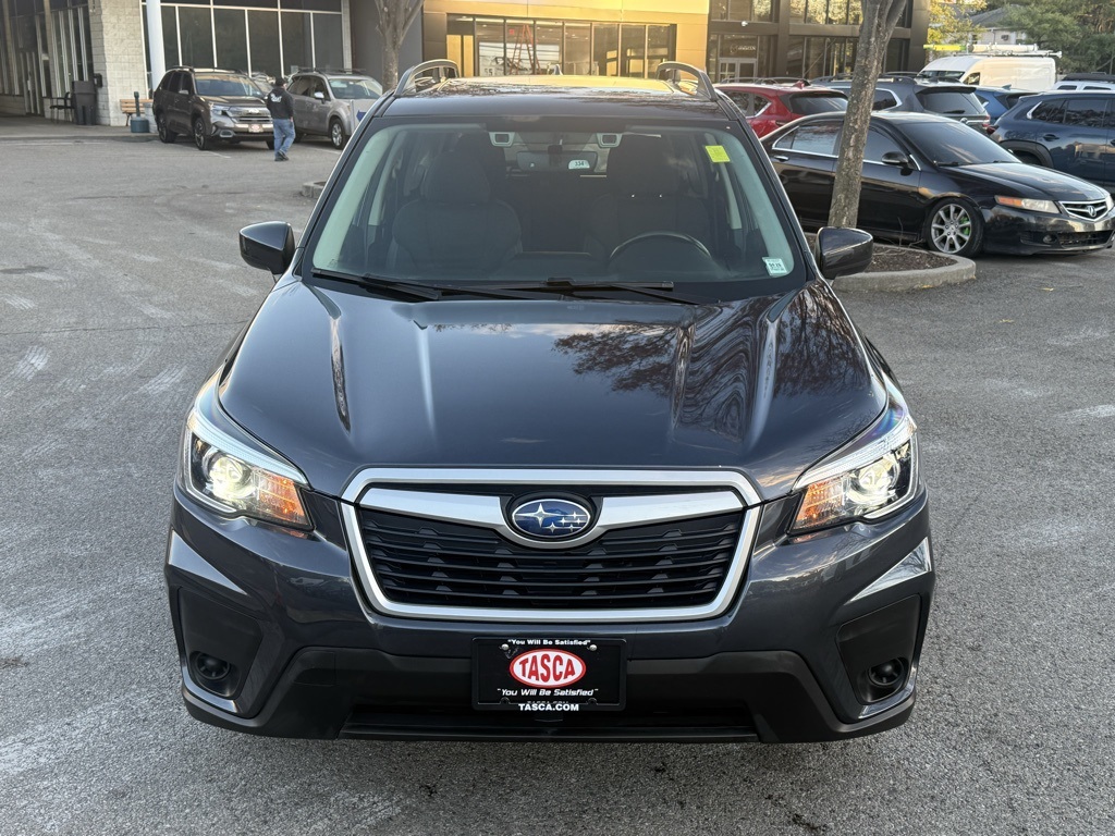 2019 Subaru Forester Premium photo 2