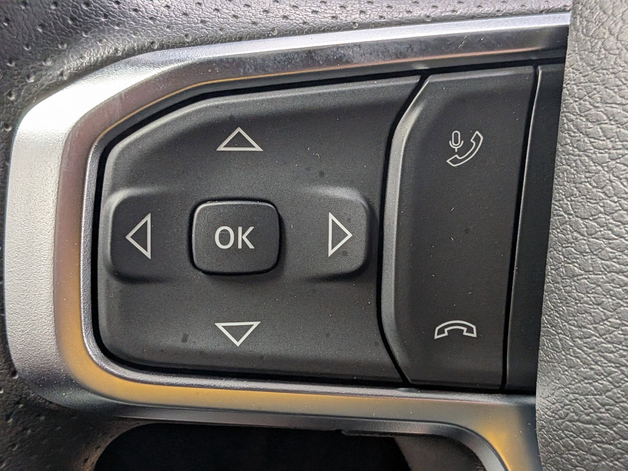 2025 Ram 1500 Tradesman photo 8