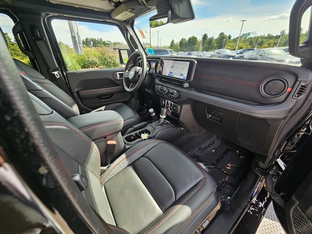 2024 Jeep Wrangler Rubicon X photo 11