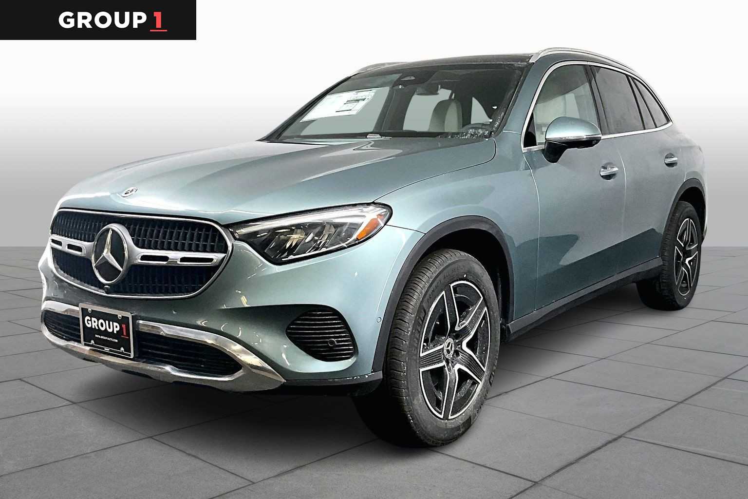 2026 Mercedes-Benz GLC Base's photo