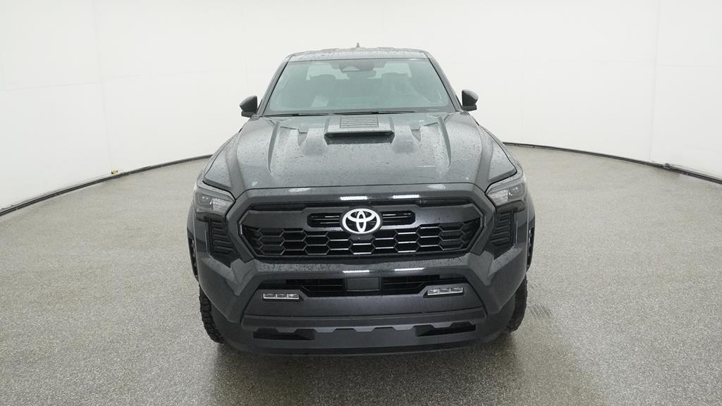 2025 Toyota Tacoma TRD Sport photo 2