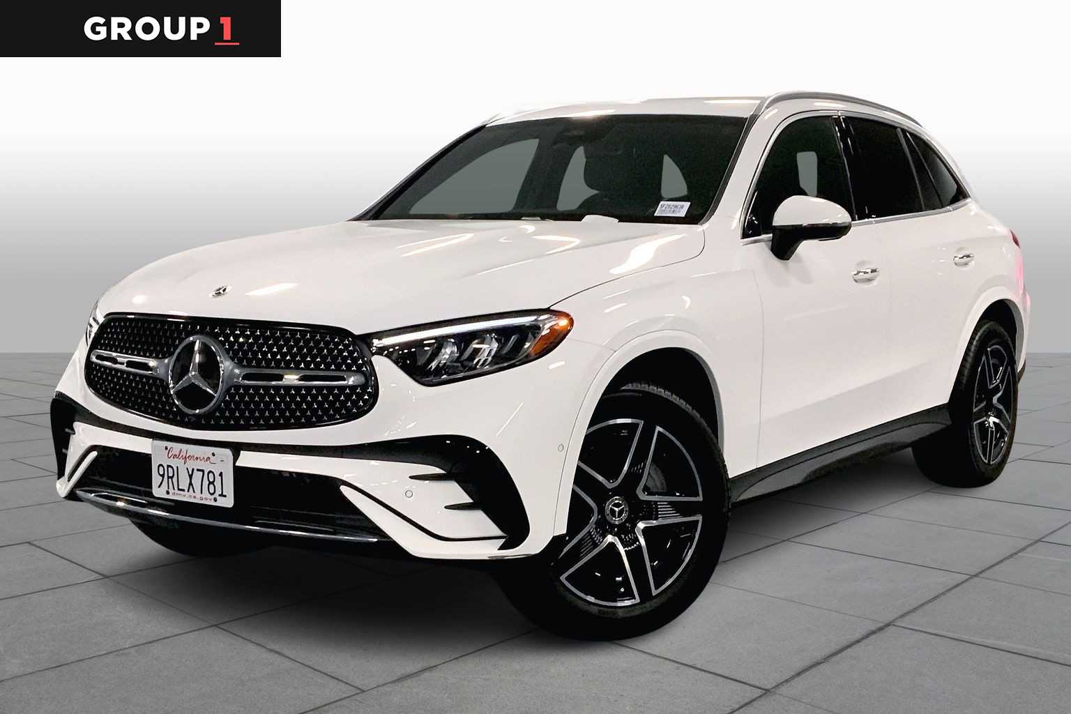 2025 Mercedes-Benz GLC Base's photo