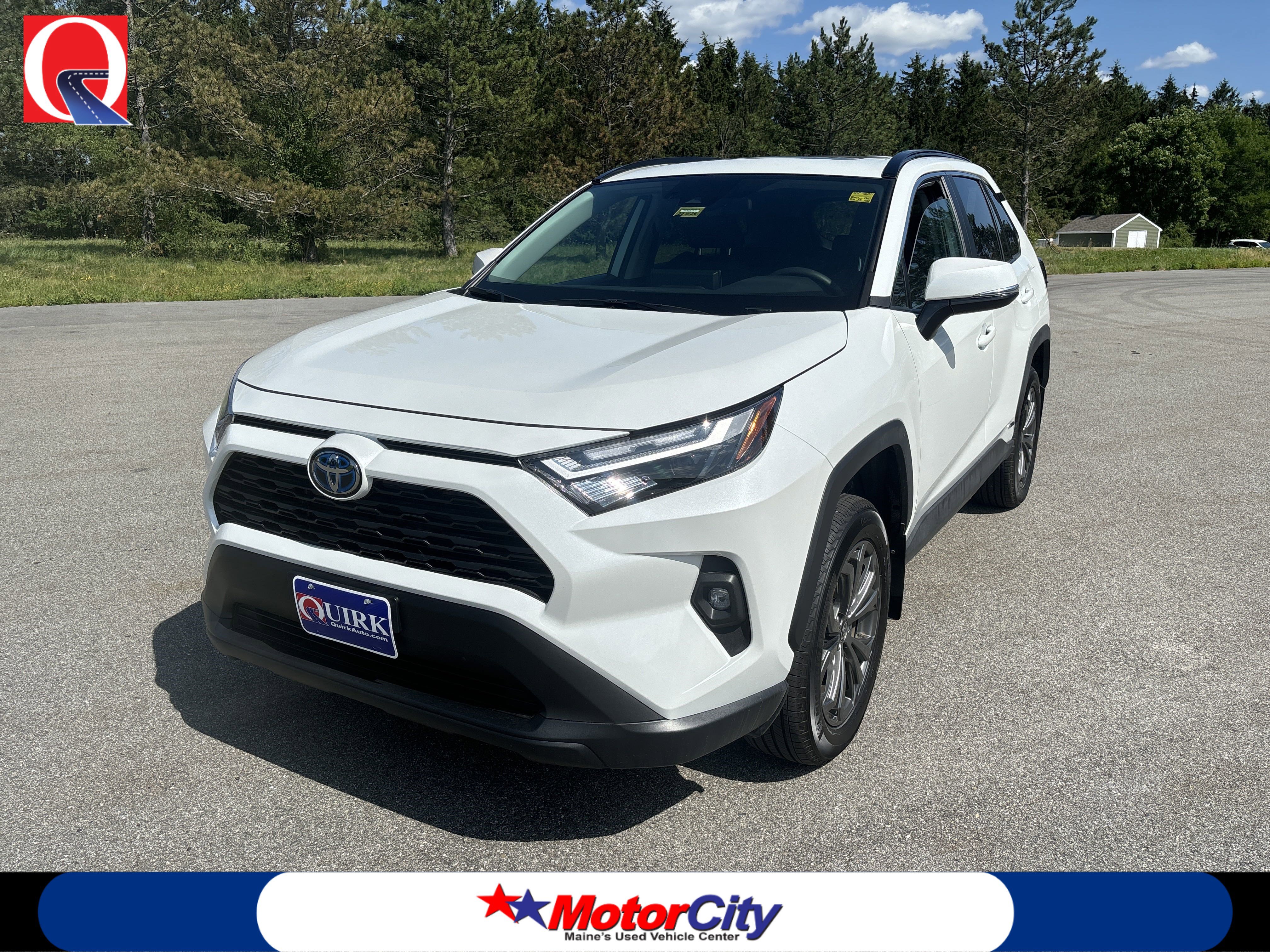 2024 Toyota RAV4 XLE Premium's photo