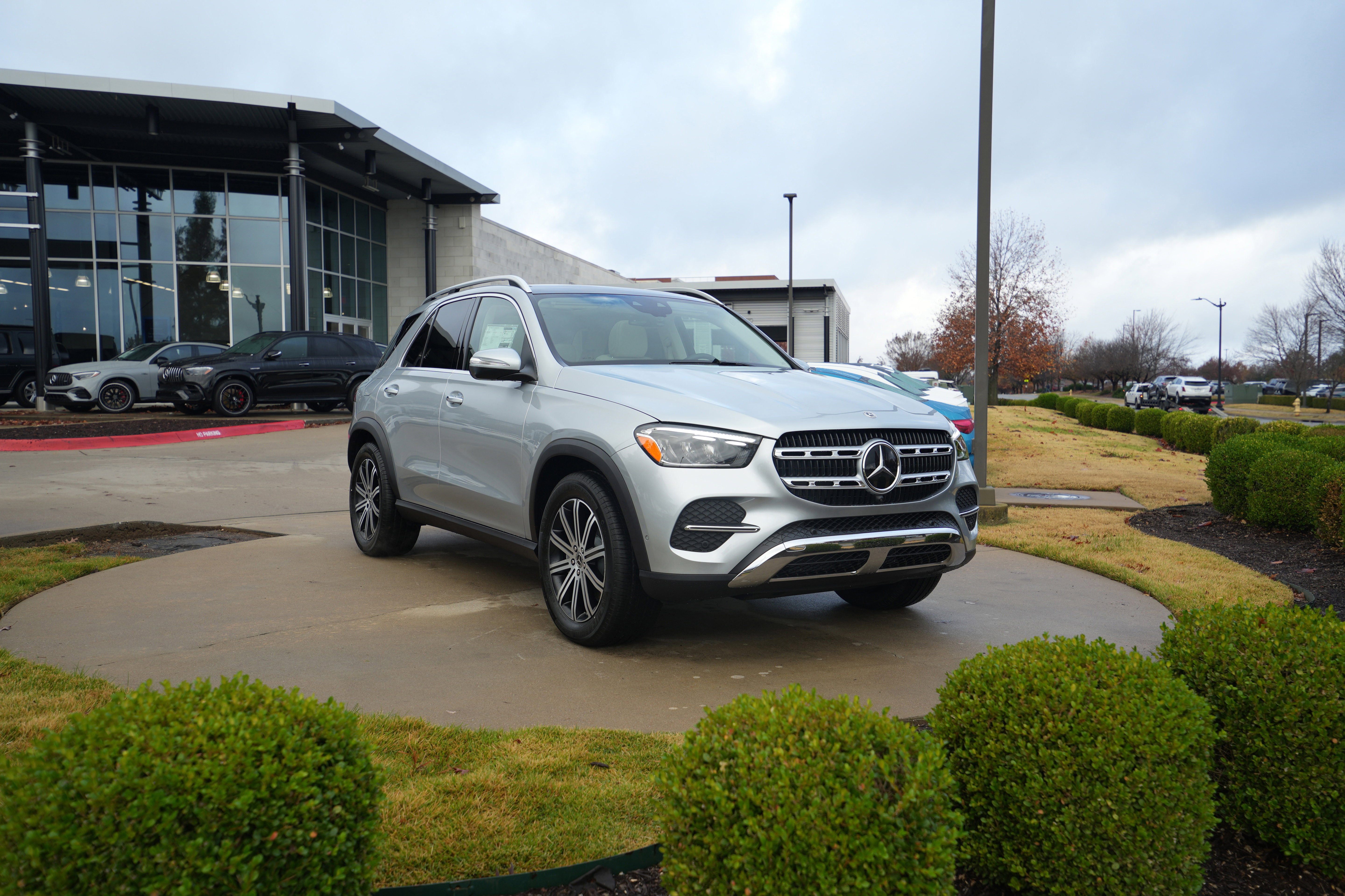 2026 Mercedes-Benz GLE GLE350's photo