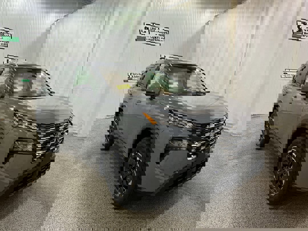 2026 Nissan Rogue SV's photo