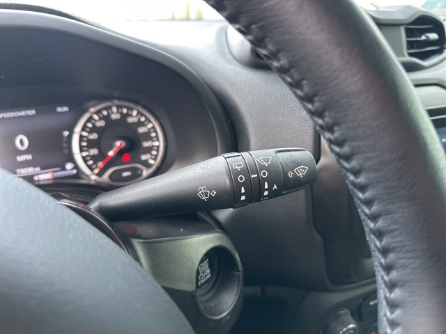 2021 Jeep Renegade Latitude photo 24